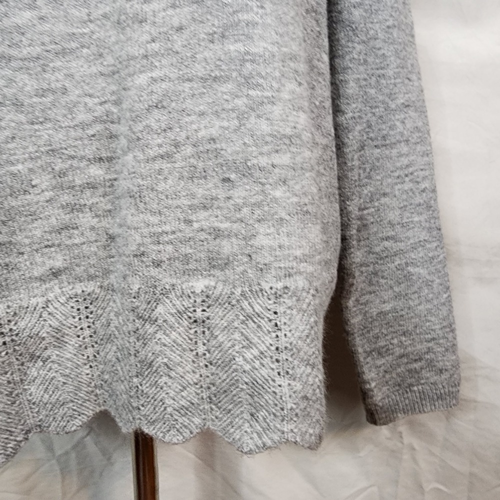 New! LIZ CLAIBORNE Size Large Lightweight Gray Sweater Preppy Career Winter Cozy - Picture 7 of 9